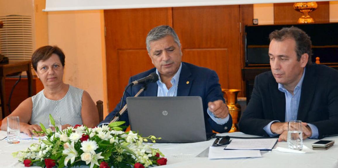 Ημερίδα για τον σχολικό εκφοβισμό και το ασφαλές διαδίκτυο στους Μολάους